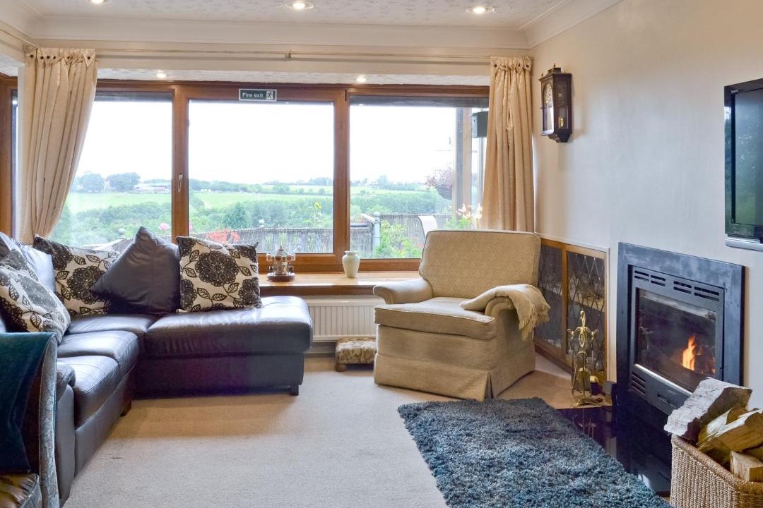 Photo of Livingroom in Sutton-in-Ashfield