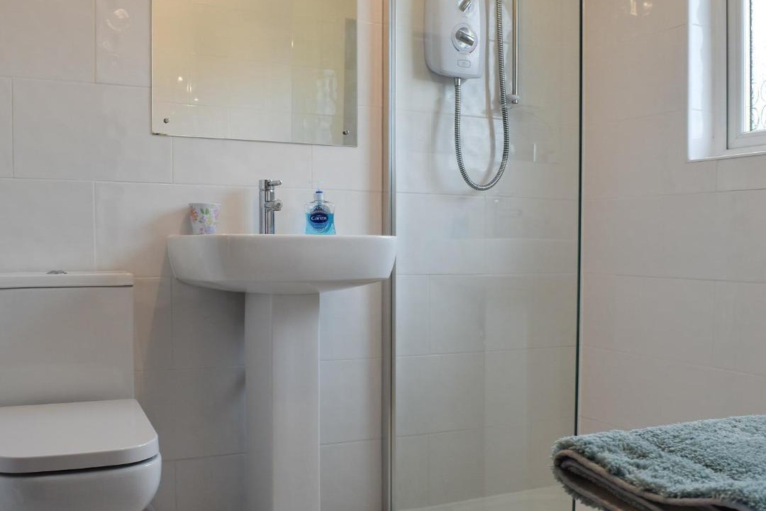 Photo of Bathroom in Rumbling Bridge