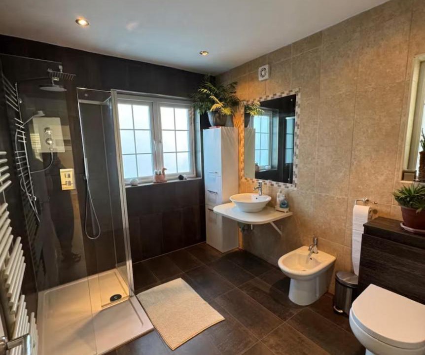 Photo of Bathroom in Harrow