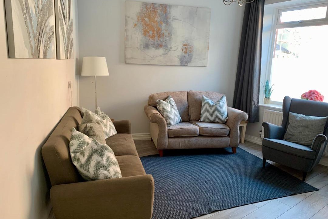 Photo of Livingroom in Wing