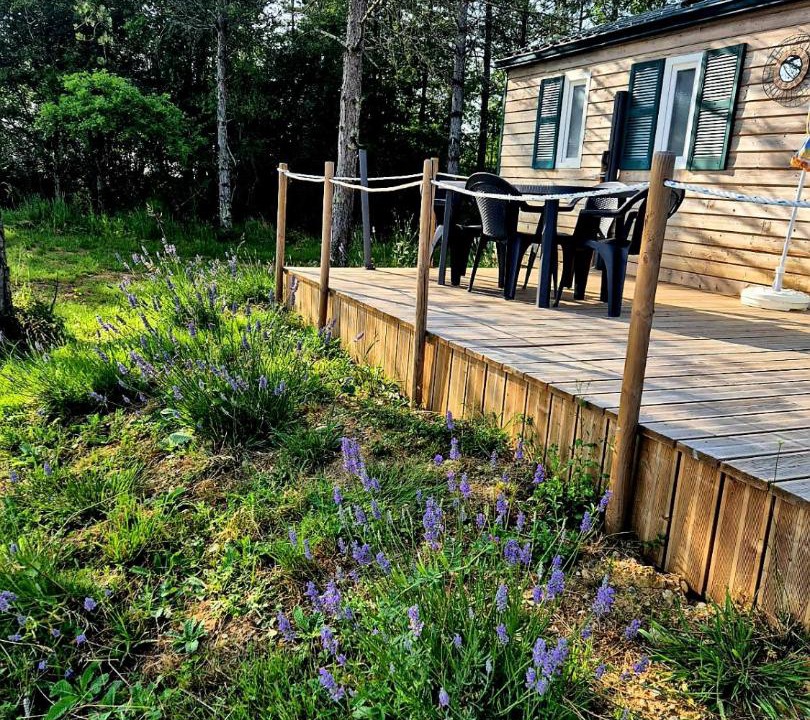 Photo of Others in Peyrusse-Grande