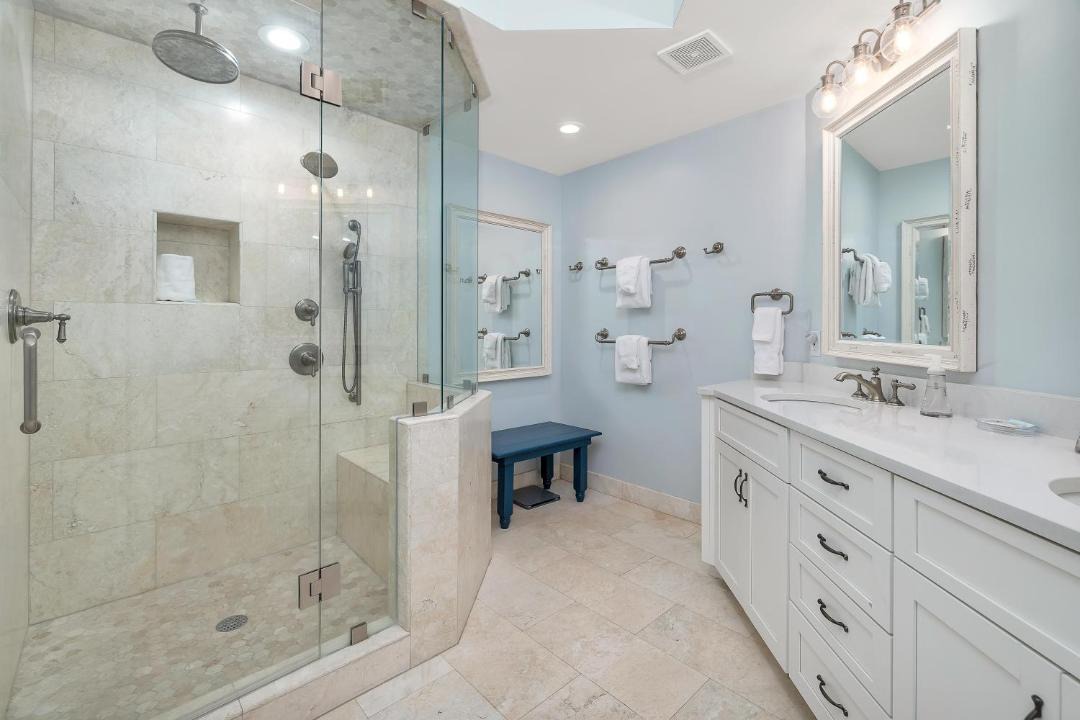 Photo of Bathroom in Saint Simons Island