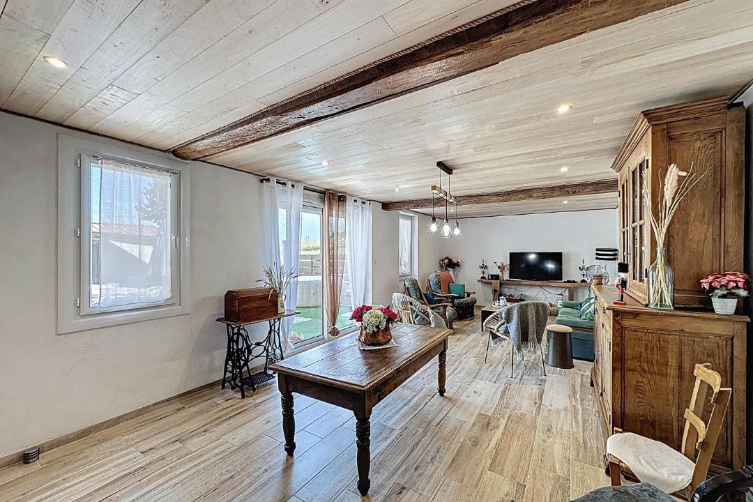 Photo of Others in Bars