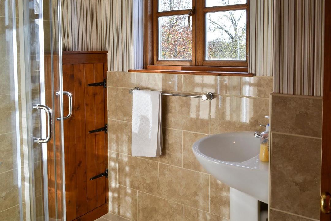 Photo of Bathroom in Shebbear