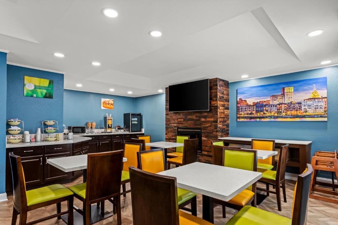 Photo of Others in Pooler