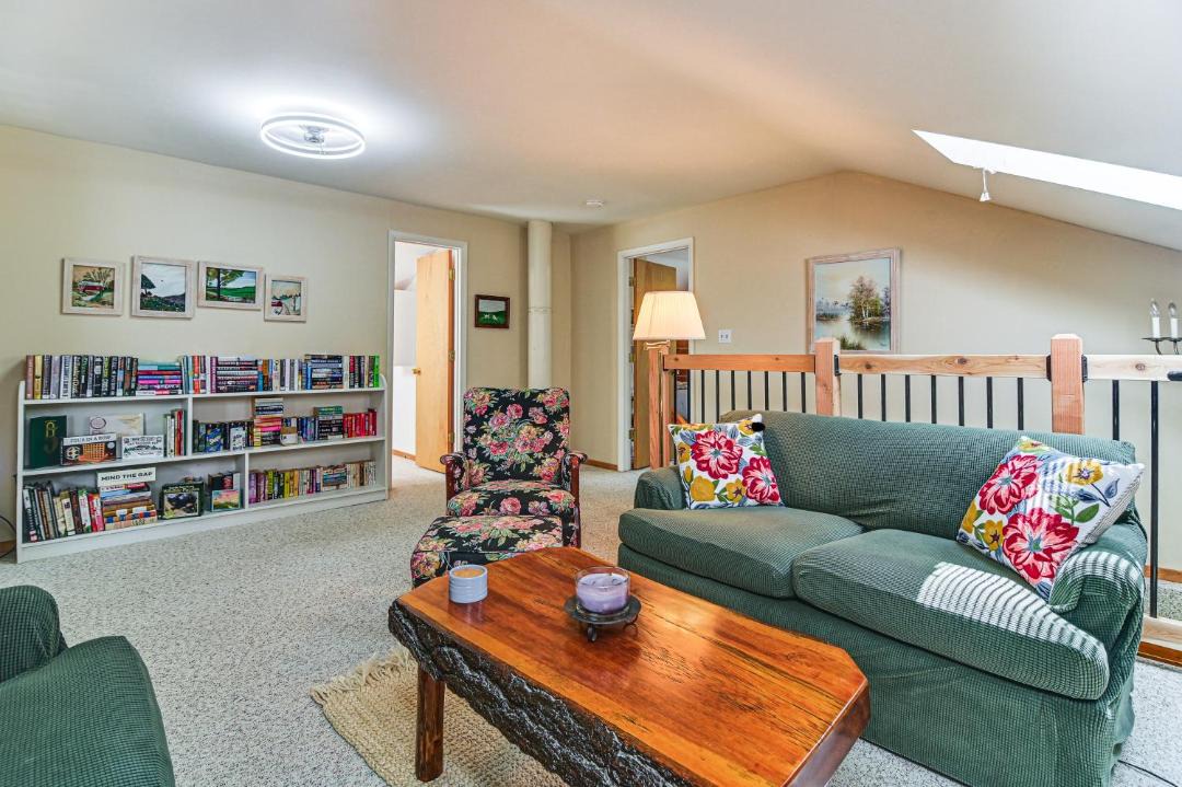 Photo of Others in Oquossoc