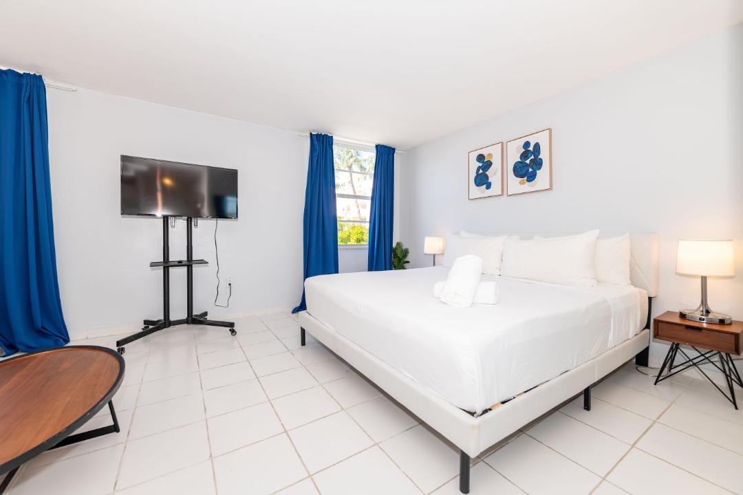 Photo of Bedroom in Flamingo/Lummus