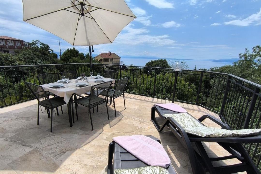 Photo of Patio Balcony in Bregi