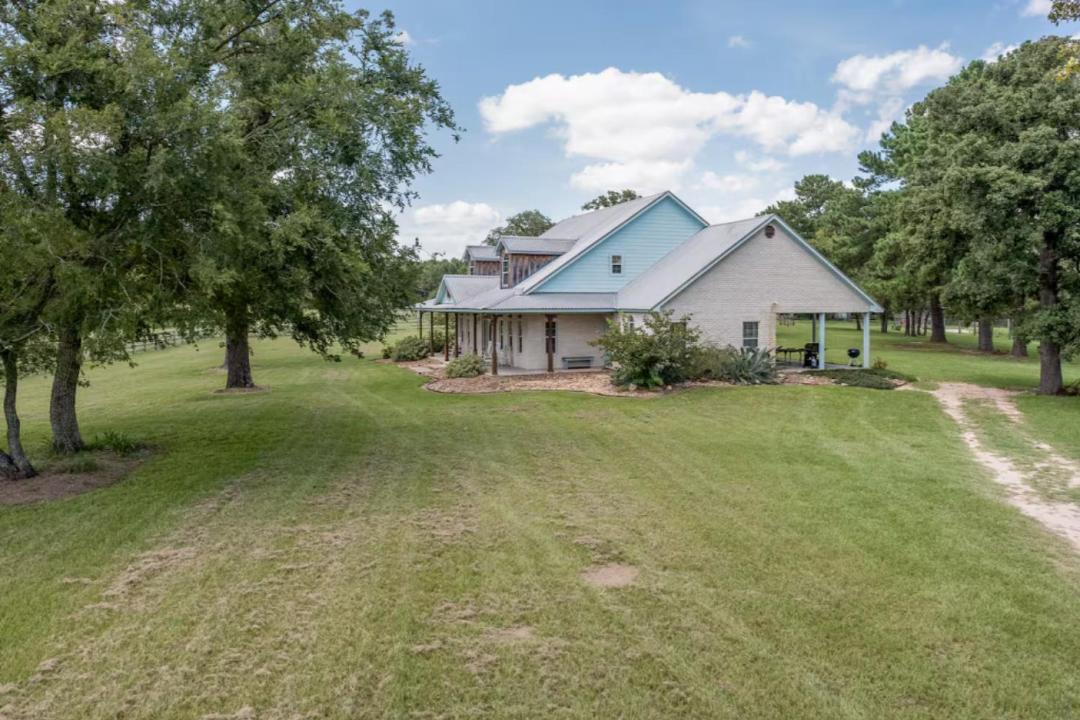 Photo of Others in Navasota