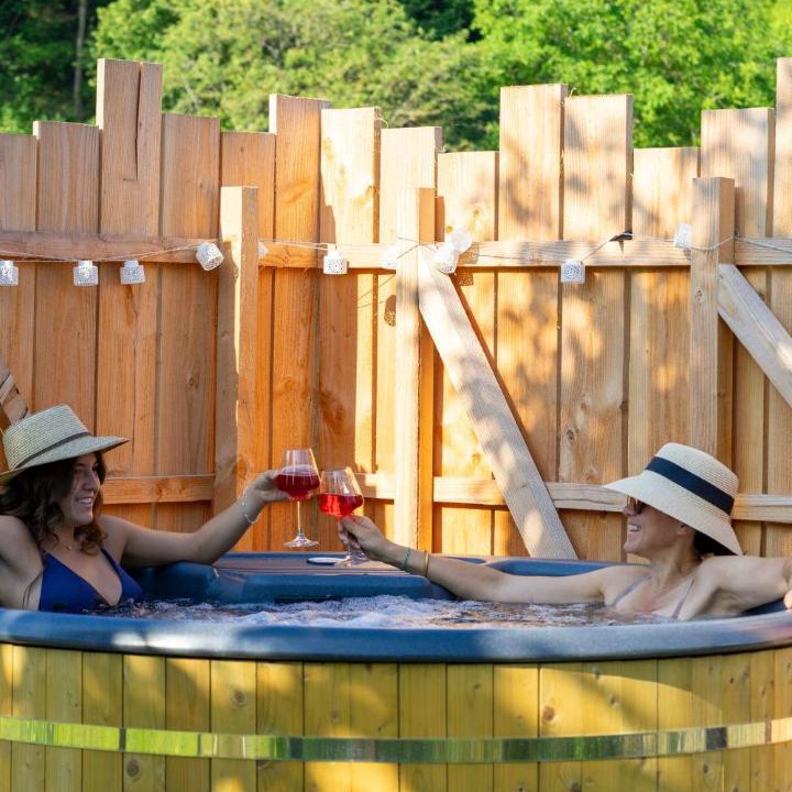 Photo of Others in Vif