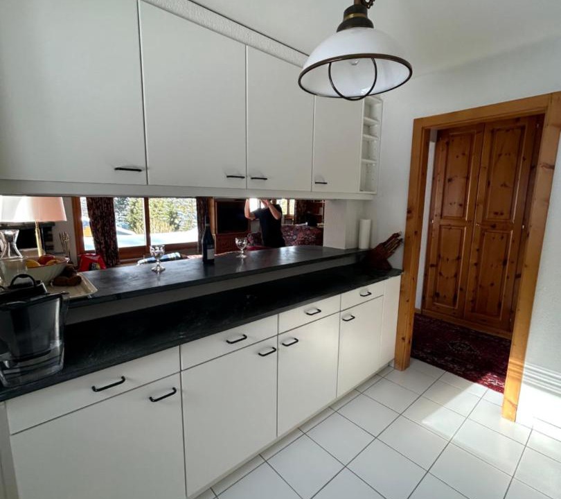 Photo of Kitchen in Lens