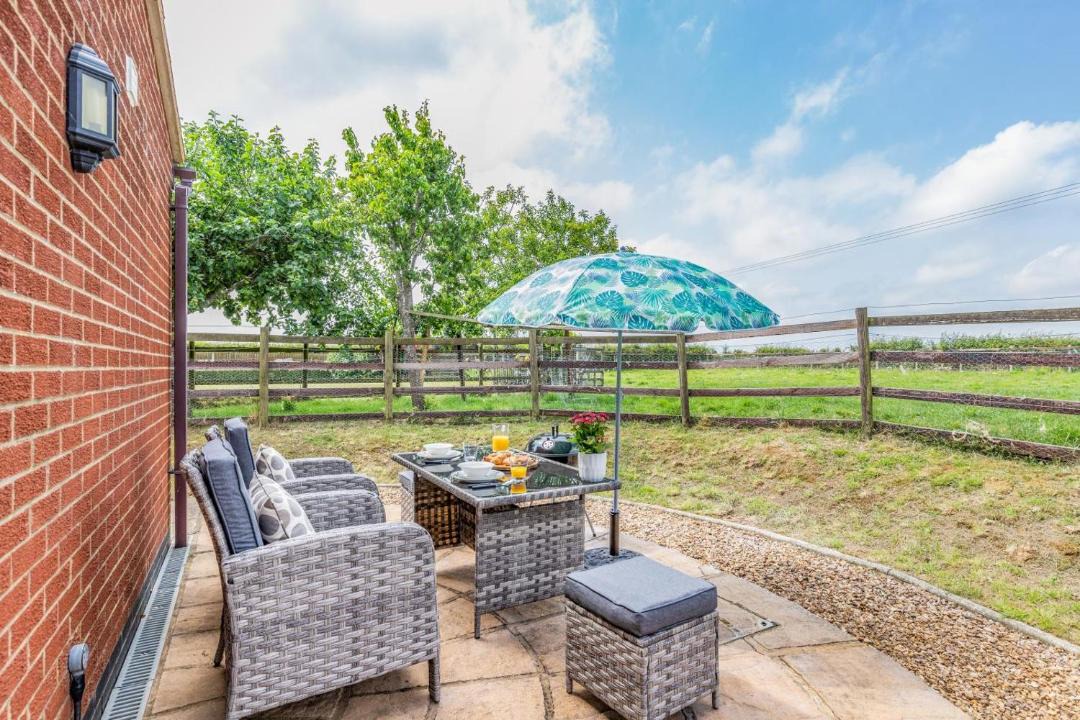 Photo of Others in Flore