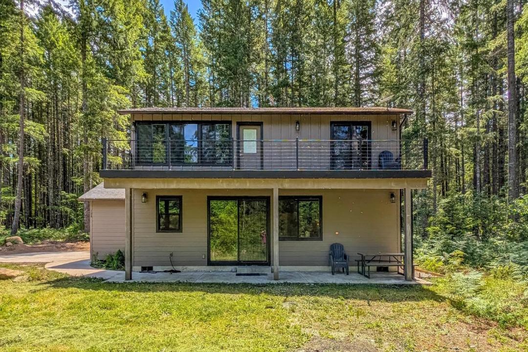 Photo of Others in Packwood