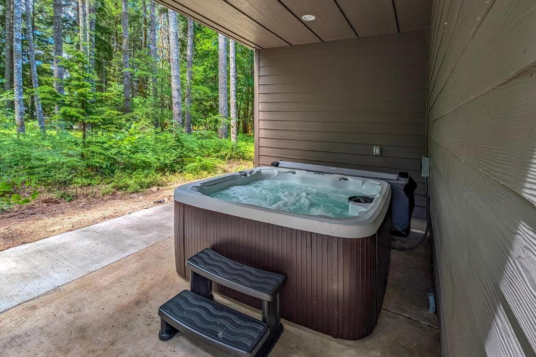 Photo of Others in Packwood