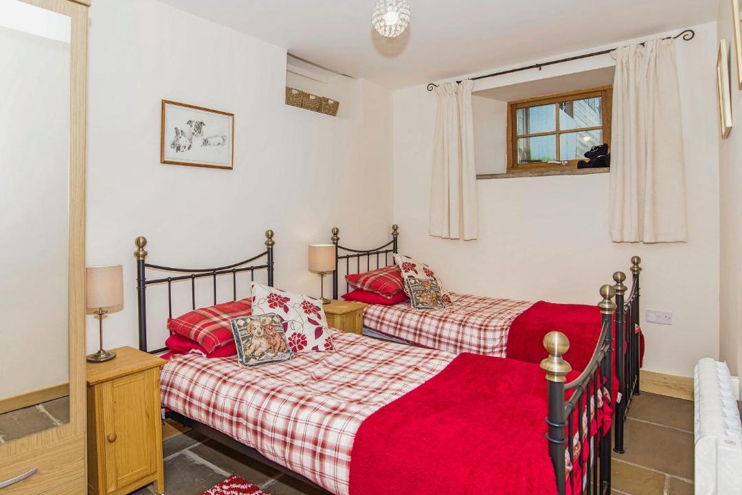 Photo of Bedroom in Fence