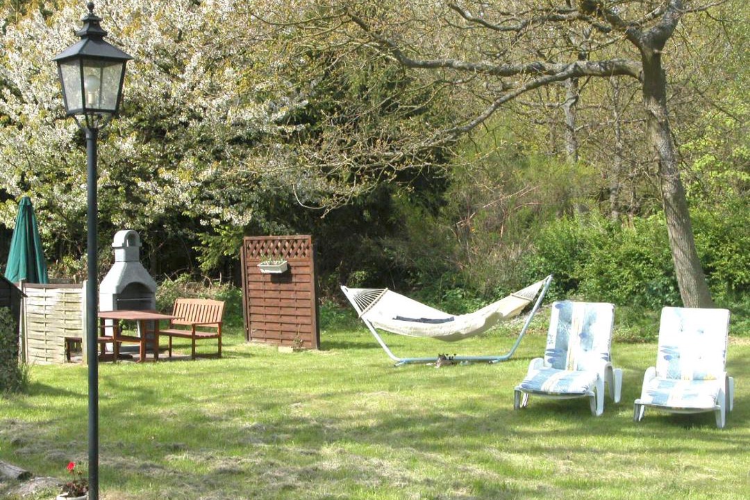 Photo of Others in Hov