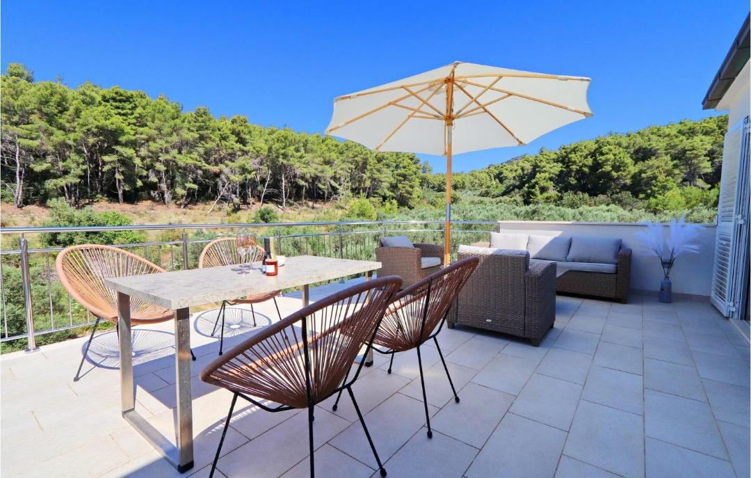 Photo of Patio Balcony in Potirna