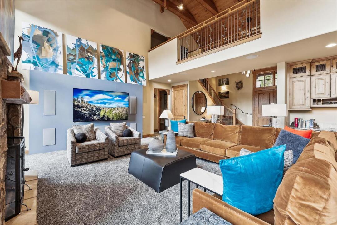 Photo of Livingroom in Sunbeam Estates