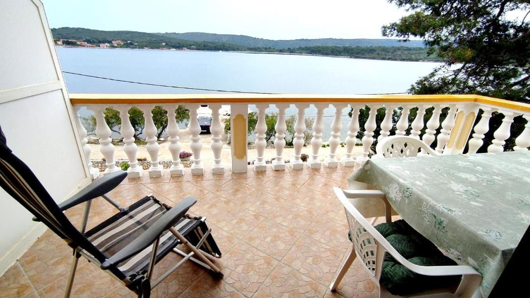 Photo of Patio Balcony in Veli Rat