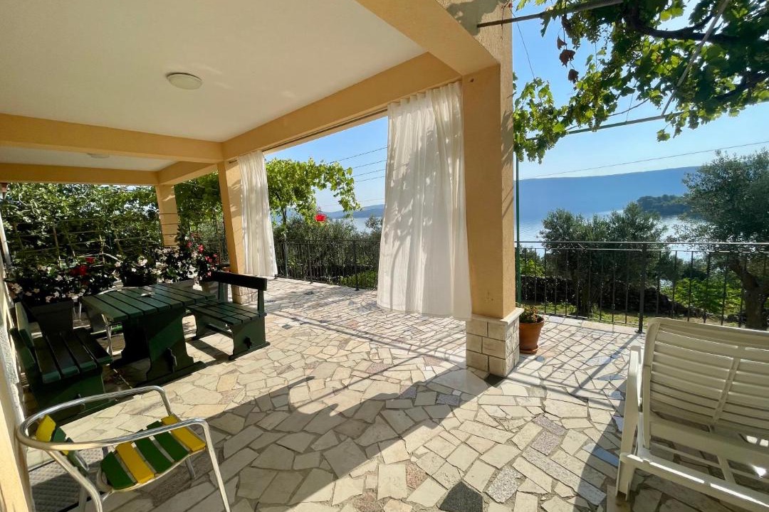 Photo of Patio Balcony in Valun