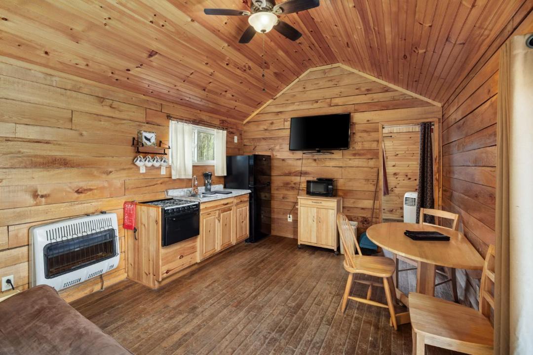 Photo of Others in Russell