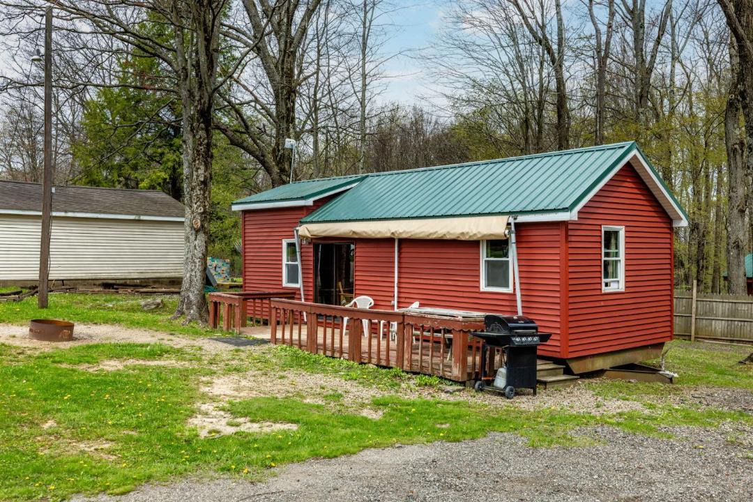 Photo of Others in Russell