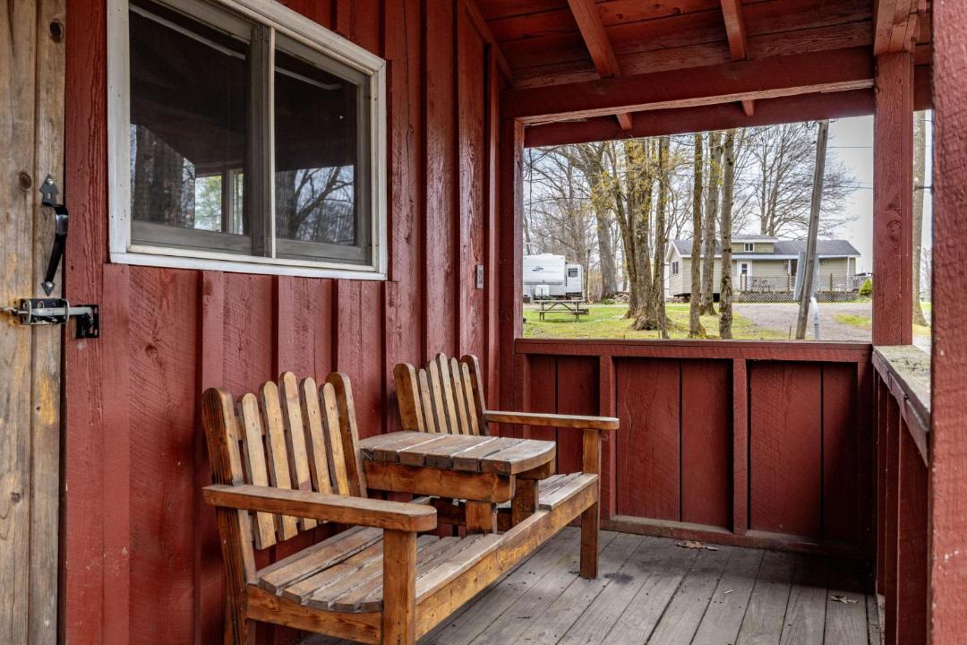 Photo of Others in Russell