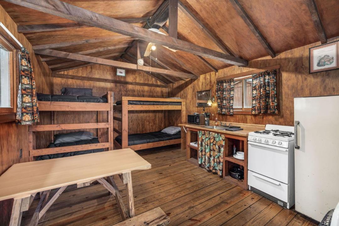 Photo of Others in Russell