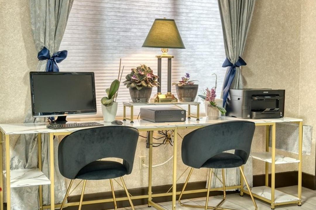 Photo of Others in Monroe