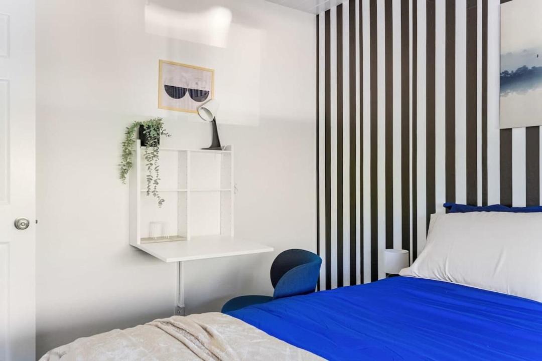 Photo of Bedroom in Poets Corner