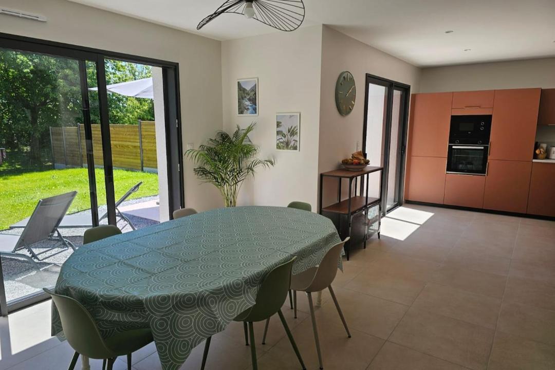 Photo of Others in Angey