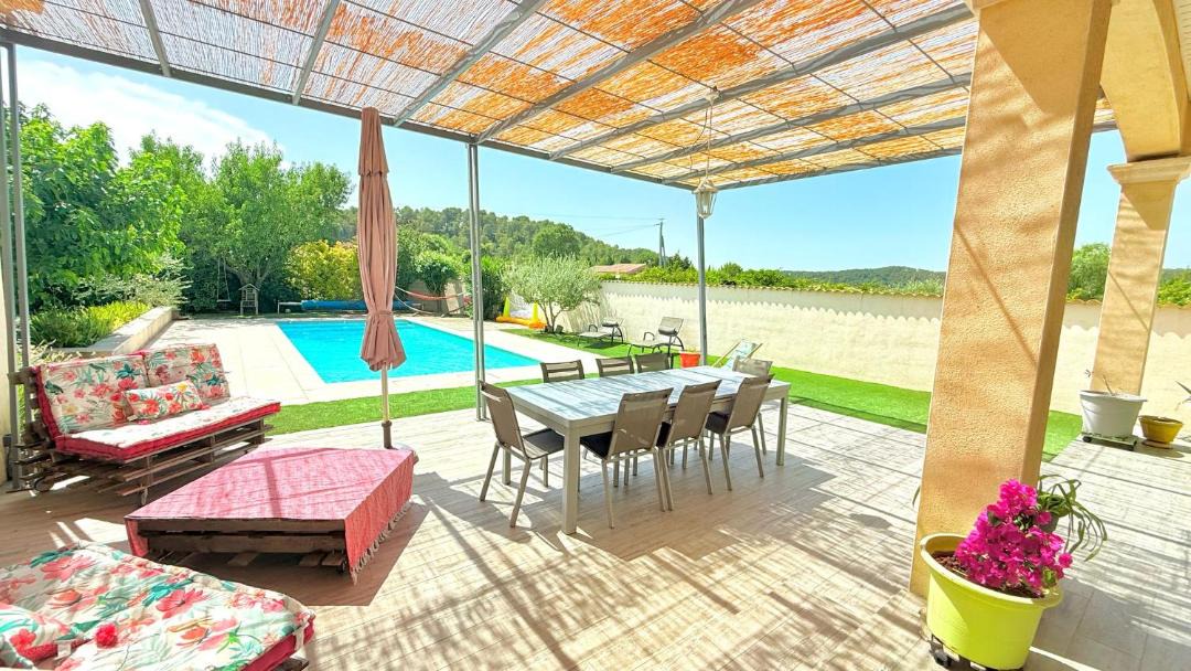 Photo of Patio Balcony in Saint-Theodorit