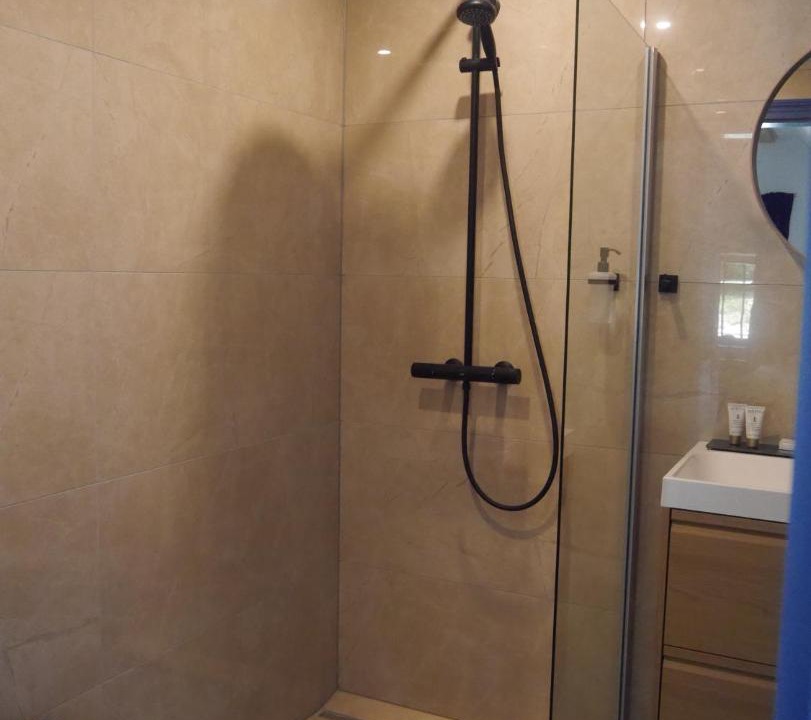 Photo of Bathroom in Marnand