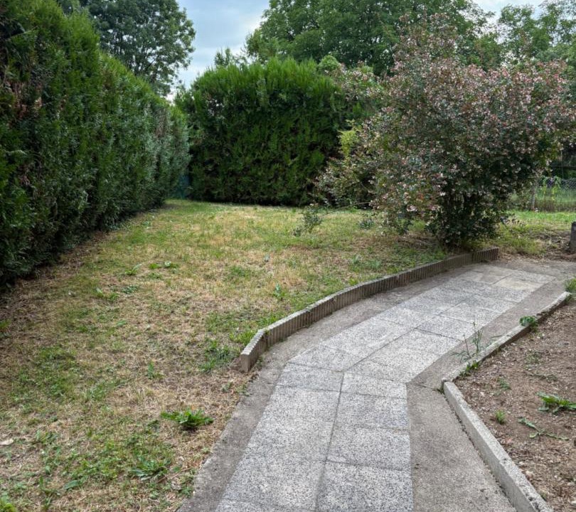 Photo of Outdoor in Esprels