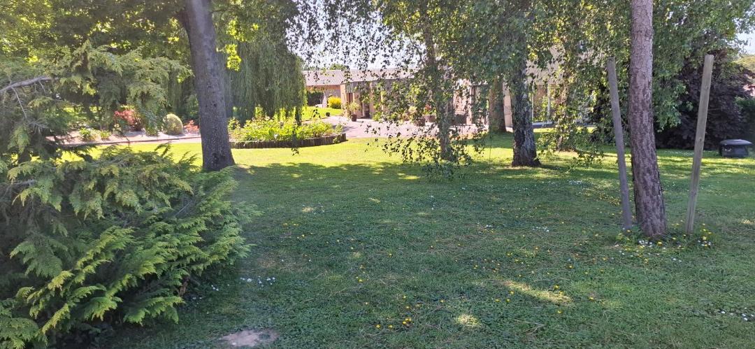 Photo of Others in Le Val-Saint-Pere