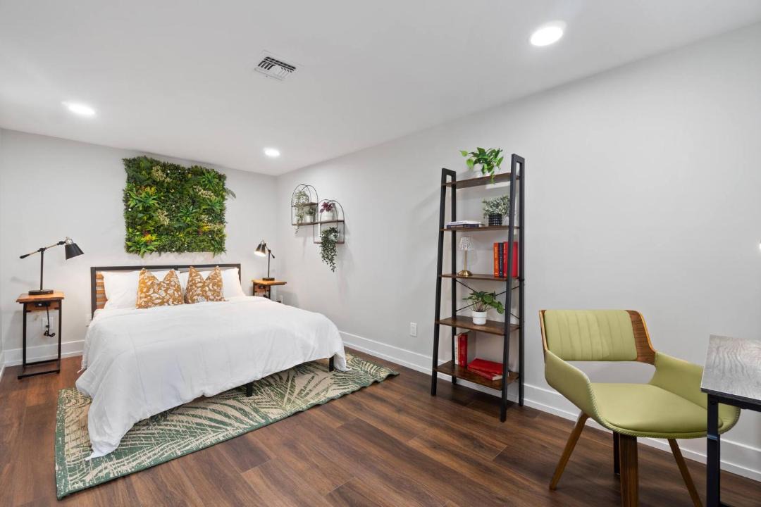 Photo of Bedroom in North Bergen