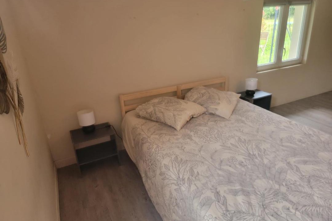 Photo of Bedroom in Rostrenen