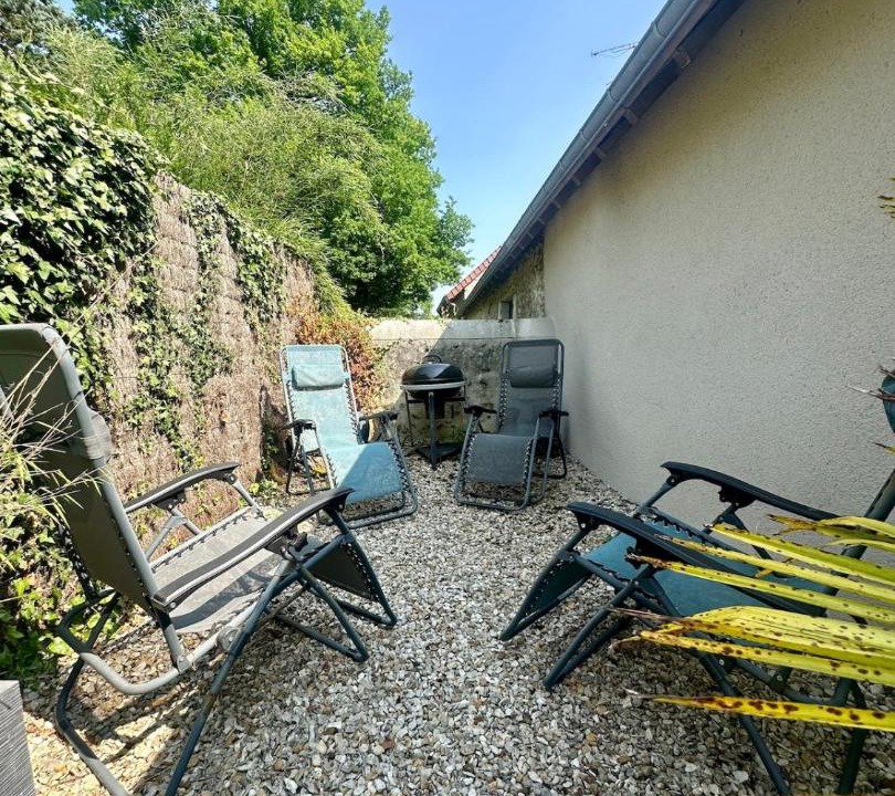 Photo of Others in Fougeres-sur-Bievre