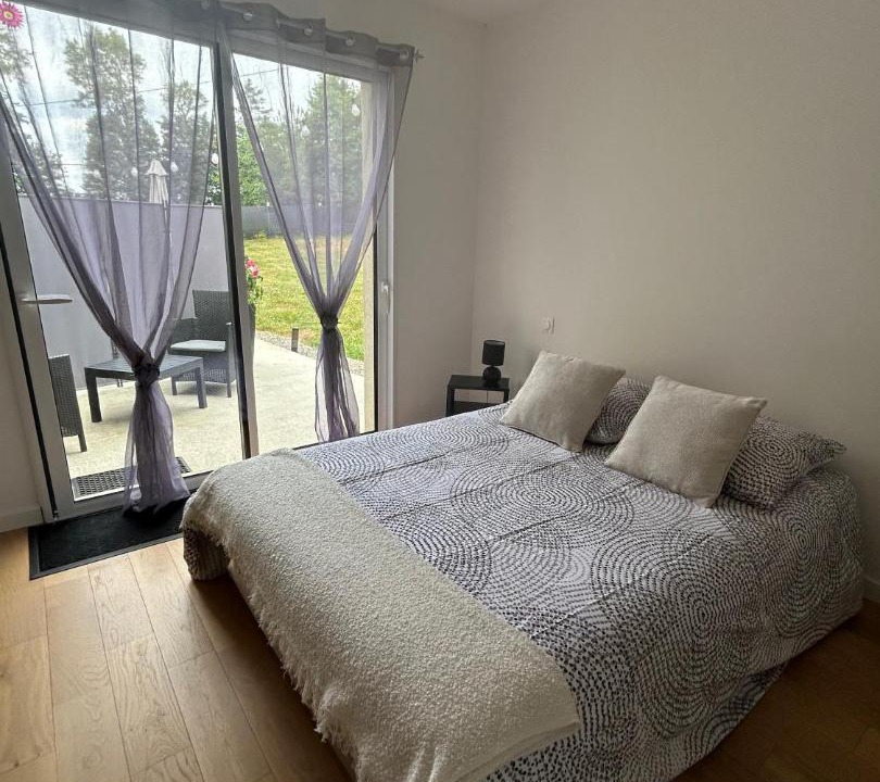 Photo of Bedroom in Romille