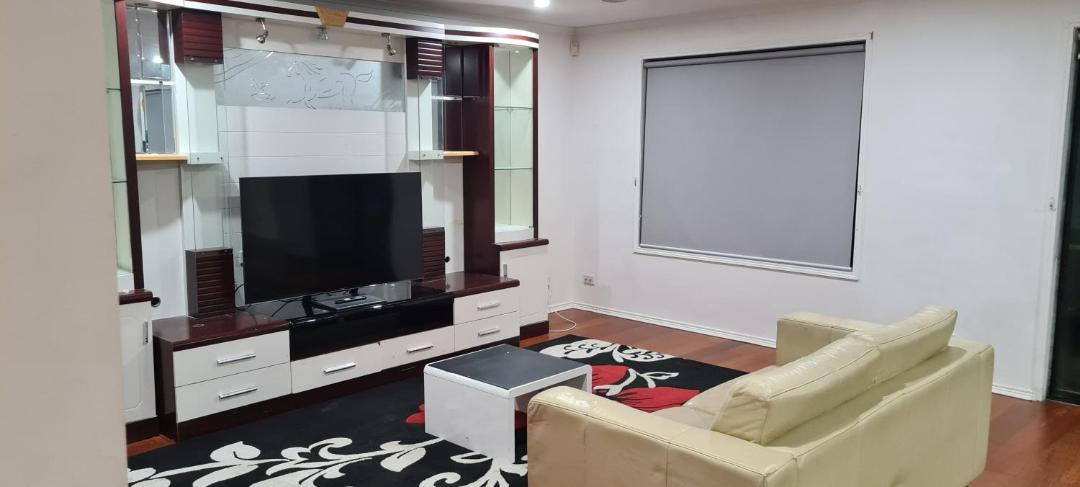 Photo of Others in Manor Lakes