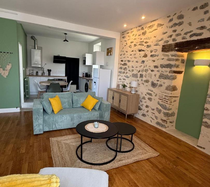 Photo of Livingroom in Avallon