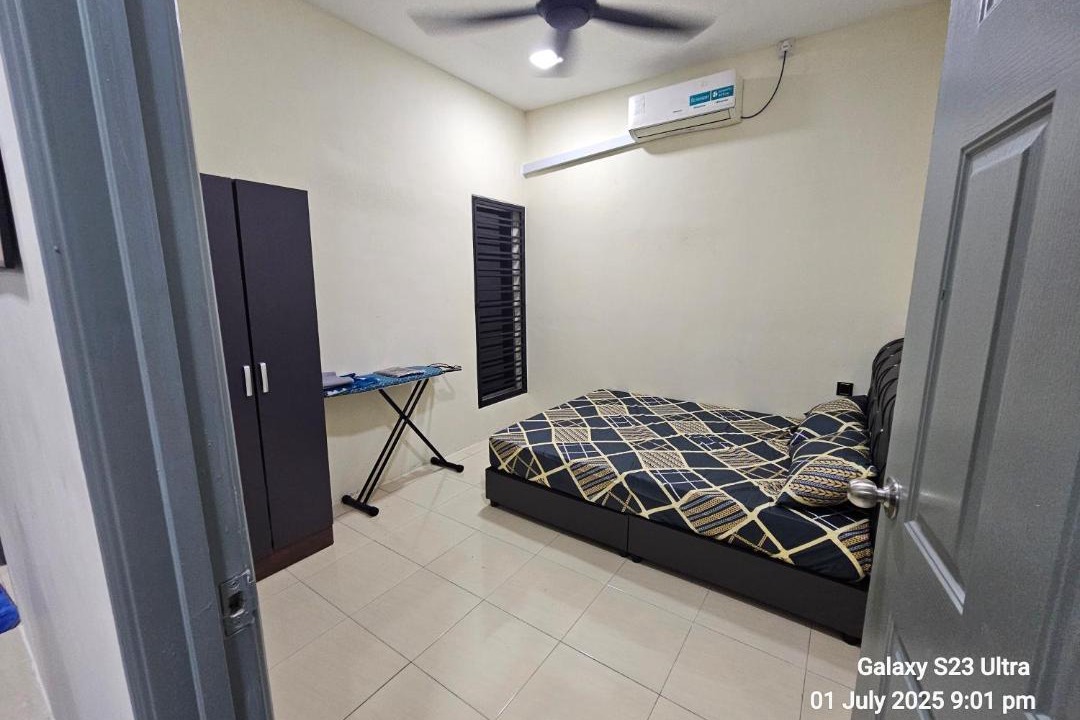 Photo of Bedroom in Manjung