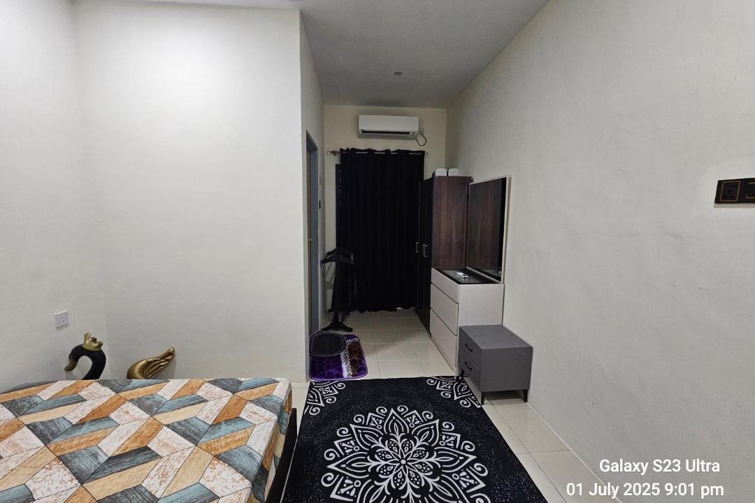 Photo of Bedroom in Manjung