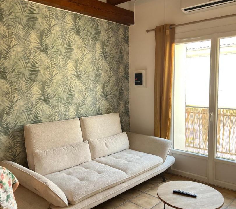 Photo of Others in Tombeboeuf