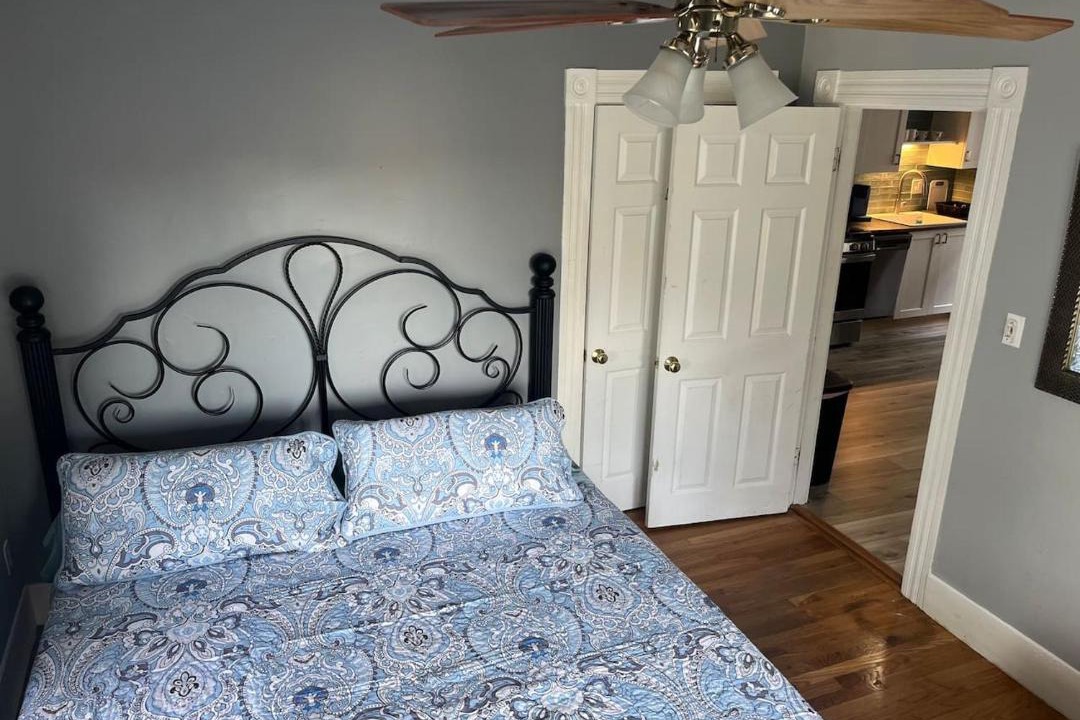 Photo of Bedroom in Beverly