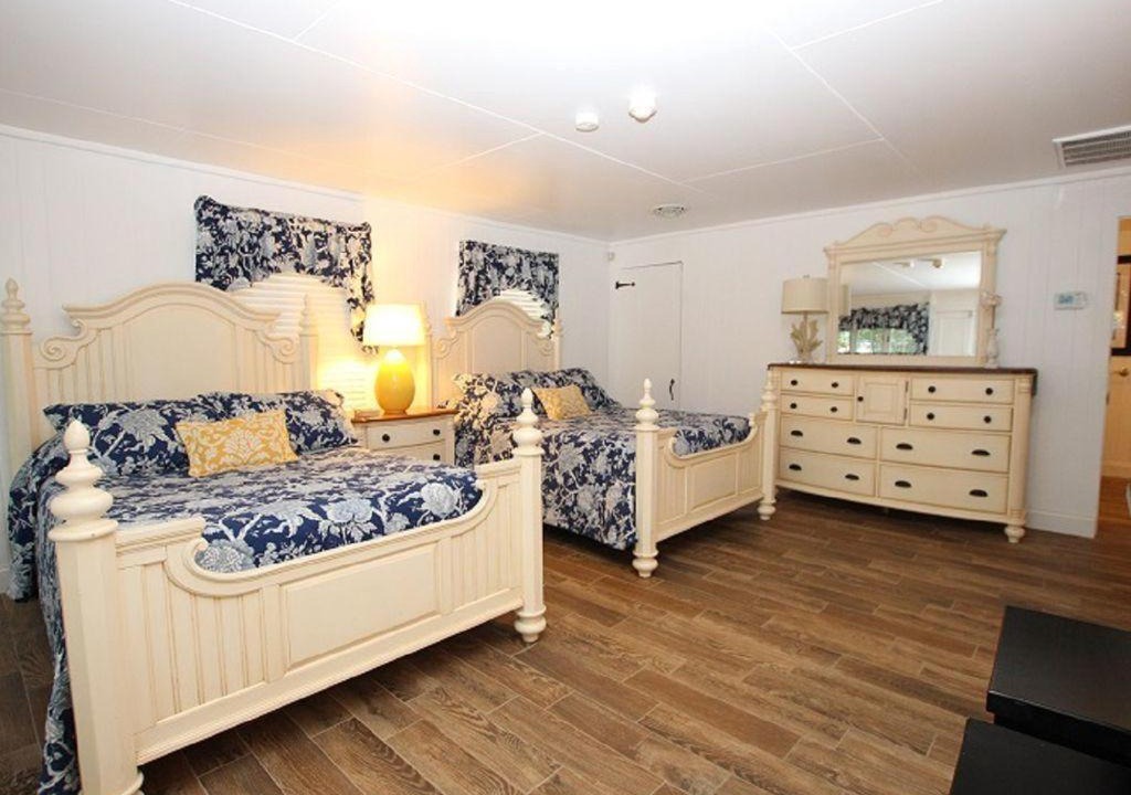 Photo of Bedroom in The Pines