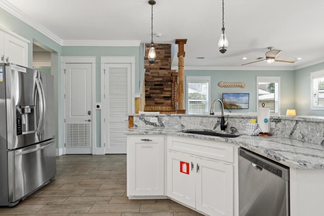 Photo of Kitchen in Kiska Beach