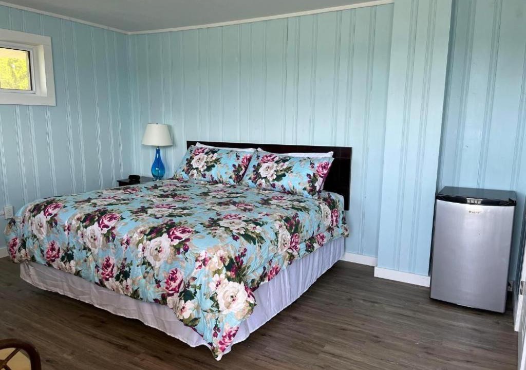 Photo of Bedroom in Geneva-on-the-Lake
