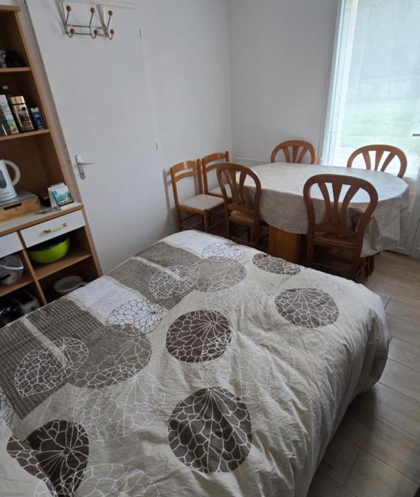 Photo of Bedroom in Curzon