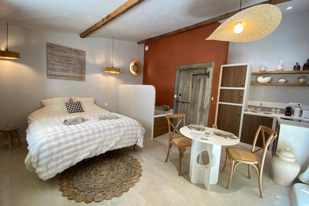 Photo of Bedroom in Saint-Etienne